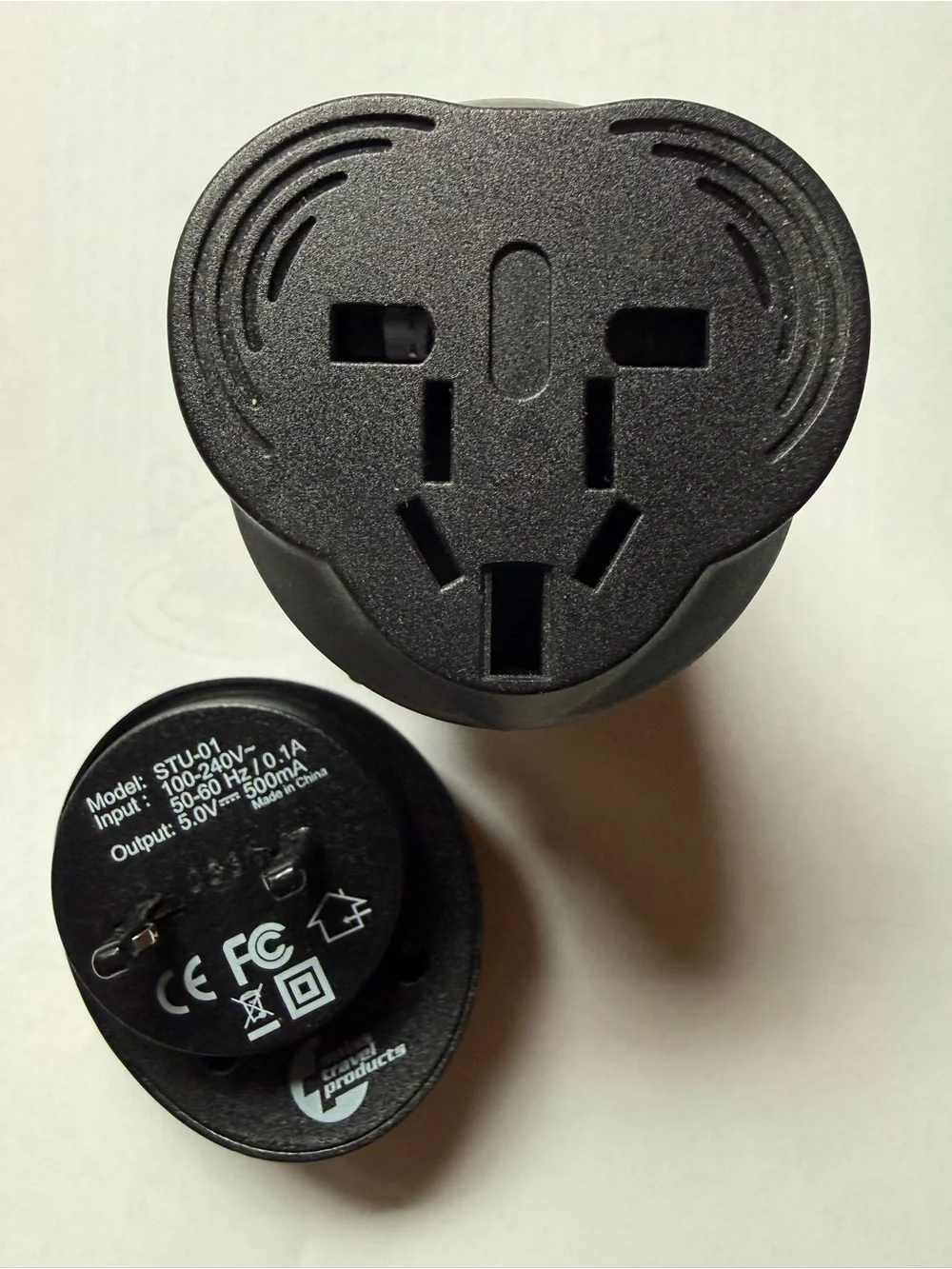 Swiss Travel Universal Adapter Black Travel Set model STU-01